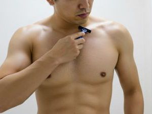 自宅で簡単にできる！メンズのムダ毛処理方法と注意点まとめ