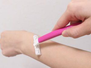 腕毛が濃い男性必見！自宅でできる簡単ムダ毛対策ガイド