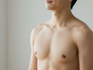 男性の体毛を自然に薄くする方法5選！ムダ毛対策の新常識